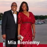 Mia Bieniemy
