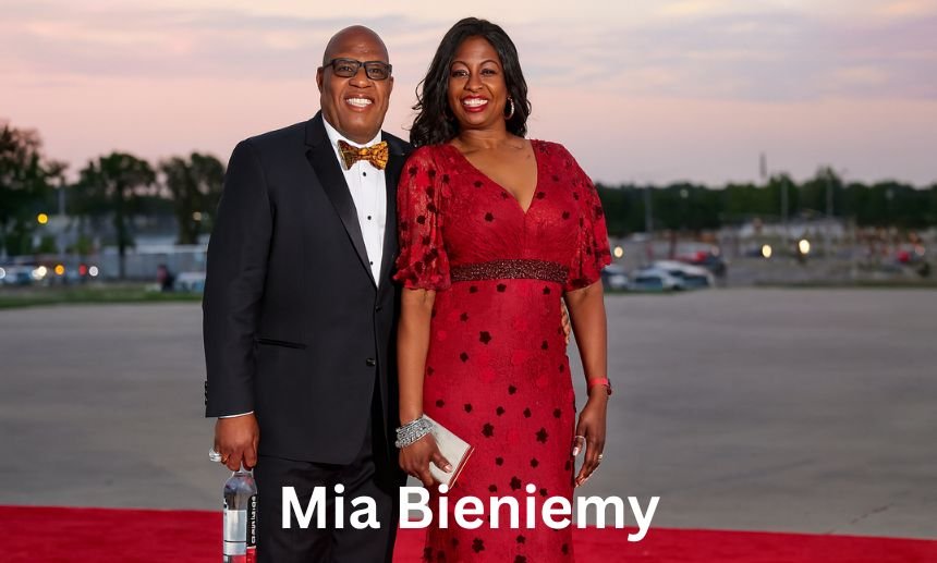 Mia Bieniemy