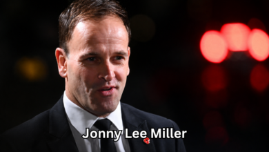 Jonny Lee Miller